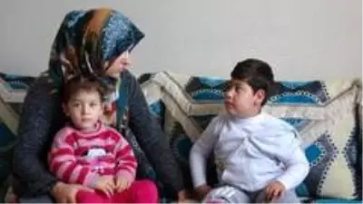 Küçük Enes, tek hayali olan yürümek için yardım bekliyor Küçük Enes, tek hayali olan yürümek için yardım bekliyor