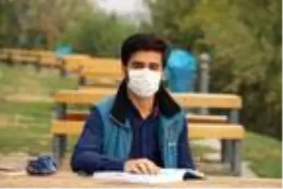 Suriyeli Umran, sınıf birincisi olduğu Türkiye'de tıp okumak istiyor Suriyeli Umran, sınıf birincisi olduğu Türkiye'de tıp okumak istiyor