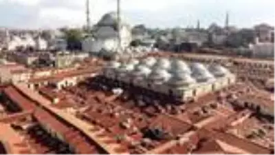 Tarihi Kapalıçarşı olası depreme karşı güçlendiriliyor (2)
