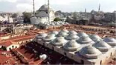 Tarihi Kapalıçarşı olası depreme karşı güçlendiriliyor (2)