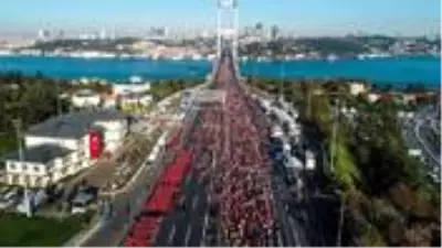 42. İstanbul Maratonu için 15 Temmuz Şehitler Köprüsü trafiğe kapatıldı! Metrobüs seferleri FSM'den yapılacak 42. İstanbul Maratonu için 15 Temmuz Şehitler Köprüsü trafiğe kapatıldı! Metrobüs seferleri FSM'den yapılacak