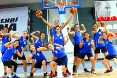Adana Büyükşehir Spor Kulübü altyapıyı güçlendiriyor Adana Büyükşehir Spor Kulübü altyapıyı güçlendiriyor