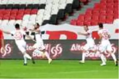 Altınordu: 1-1