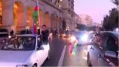 Azerbaycan'ın Şuşa'yı işgalden kurtarması sevinçle karşılandı (3) Azerbaycan'ın Şuşa'yı işgalden kurtarması sevinçle karşılandı (3)