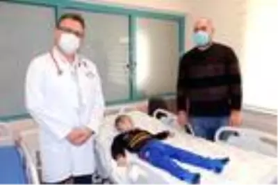 Balkondan düşüp görme yetisini kaybeden Mohammed, hayata tutundu Balkondan düşüp görme yetisini kaybeden Mohammed, hayata tutundu