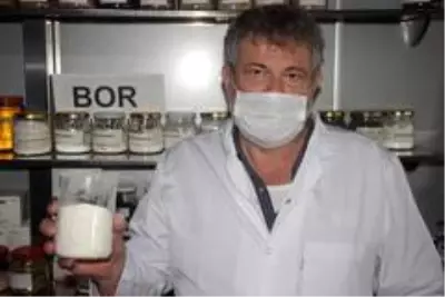 Doğalgaz çıkarmakta kullanılan çimentonun önemli bileşeni milli imkanlarla üretildi Doğalgaz çıkarmakta kullanılan çimentonun önemli bileşeni milli imkanlarla üretildi