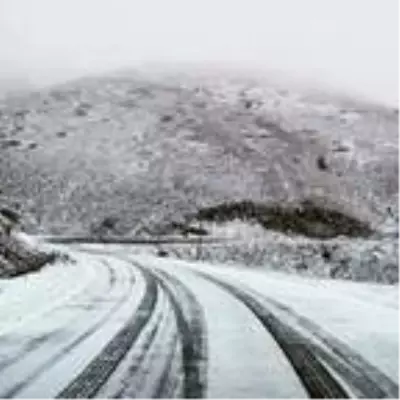 Eğribel Geçidi, beyaza büründü Eğribel Geçidi, beyaza büründü