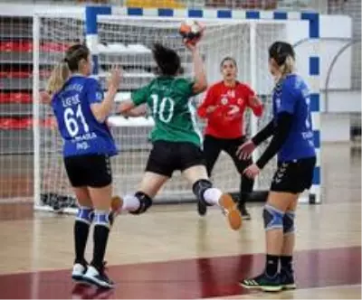 Kadınlar Hentbol Süper Ligi: Sivas Belediyespor: 23 - Yalıkavak Spor Kulübü: 34 Kadınlar Hentbol Süper Ligi: Sivas Belediyespor: 23 - Yalıkavak Spor Kulübü: 34