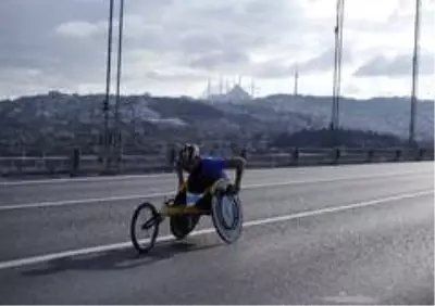N Kolay 42. İstanbul Maratonu başladı N Kolay 42. İstanbul Maratonu başladı