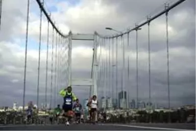 N Kolay 42. İstanbul Maratonu başladı N Kolay 42. İstanbul Maratonu başladı