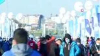 N Kolay 42. İstanbul Maratonu başladı (Köprü detayları) N Kolay 42. İstanbul Maratonu başladı (Köprü detayları)
