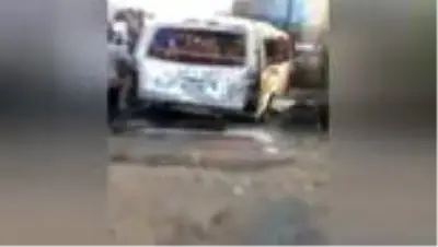 - Nijerya'da yakıt yüklü tanker patladı: 2 kişi öldü, 29 araç yandı - Nijerya'da yakıt yüklü tanker patladı: 2 kişi öldü, 29 araç yandı