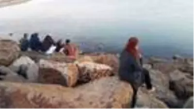Saros Körfezi'nde balıkçı teknesi battı: 3 kişi kayıp Saros Körfezi'nde balıkçı teknesi battı: 3 kişi kayıp