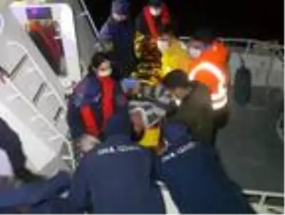 Saros Körfezi'nde balıkçı teknesi battı: 3 kişi kayıp (3) Saros Körfezi'nde balıkçı teknesi battı: 3 kişi kayıp (3)