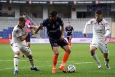 Medipol Başakşehir Gençlerbirliği ile 1-1 berabere kaldı