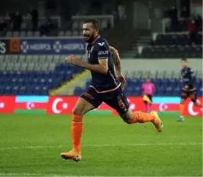 Süper Lig: Medipol Başakşehir: 2 Gençlerbirliği: 1 (Maç sonucu)