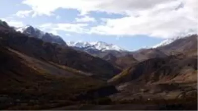 Tunceli'de 'Kar ve sonbahar' görsel şölen sundu Tunceli'de 'Kar ve sonbahar' görsel şölen sundu