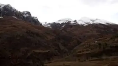 Tunceli'de 'Kar ve sonbahar' görsel şölen sundu Tunceli'de 'Kar ve sonbahar' görsel şölen sundu