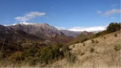 Tunceli'de 'Kar ve sonbahar' görsel şölen sundu Tunceli'de 'Kar ve sonbahar' görsel şölen sundu