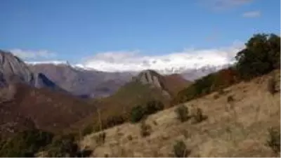 Tunceli'de 'Kar ve sonbahar' görsel şölen sundu Tunceli'de 'Kar ve sonbahar' görsel şölen sundu