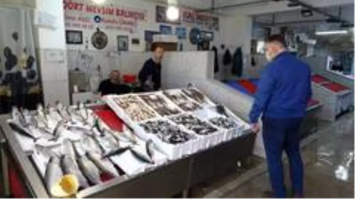 Balık fiyatlarının ateşi düşmedi