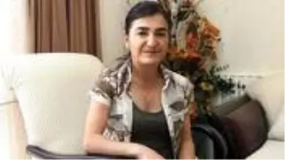 'Devletin güvenliğine ilişkin bilgileri açıklama' suçundan yargılanan Odatv Ankara Haber Müdürü Müyesser Yıldız tahliye edildi 'Devletin güvenliğine ilişkin bilgileri açıklama' suçundan yargılanan Odatv Ankara Haber Müdürü Müyesser Yıldız tahliye edildi