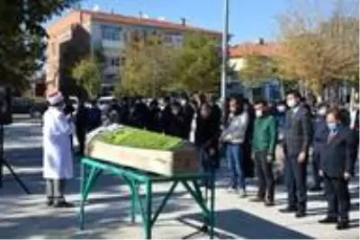 Hastanede yaşamını yitiren depremzede son yolculuğuna uğurlandı - ESKİŞEHİR Hastanede yaşamını yitiren depremzede son yolculuğuna uğurlandı - ESKİŞEHİR