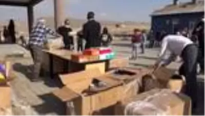 Eski paraşütçü komandolar kışlık yardımlarıyla küçük yürekleri ısıttı Eski paraşütçü komandolar kışlık yardımlarıyla küçük yürekleri ısıttı