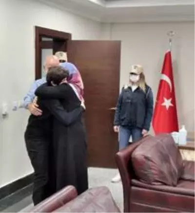 Evlat nöbetindeki bir aile daha çocuğuna kavuştu