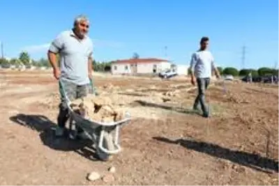 Mezitli Belediyesinin 'Mutlu Yaşam Köyü' projesinde sona gelindi Mezitli Belediyesinin 'Mutlu Yaşam Köyü' projesinde sona gelindi