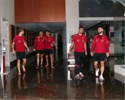 'Caner gibi Arda da milli formayı giyebilir' diyen Şenol Güneş'ten çağrı: İyi bir sol bek varsa gönderin 'Caner gibi Arda da milli formayı giyebilir' diyen Şenol Güneş'ten çağrı: İyi bir sol bek varsa gönderin
