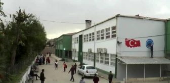 Şırnak'ta öğretmen ve öğrenciler okullarına 'renk' kattı