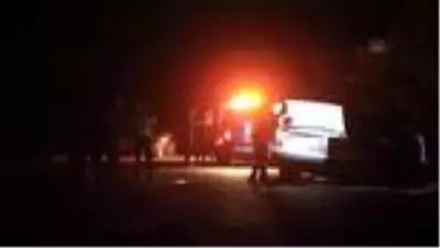 Son dakika haberi! Trafik kazası: 1 ölü, 3 yaralı Son dakika haberi! Trafik kazası: 1 ölü, 3 yaralı