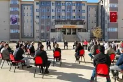 Üniversite gibi okul Üniversite gibi okul