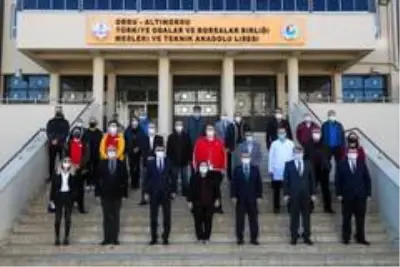 Üniversite gibi okul Üniversite gibi okul
