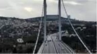 Saygıyla anıyoruz! 15 Temmuz Şehitler Köprüsü'nde 09.05'te hayat durdu Saygıyla anıyoruz! 15 Temmuz Şehitler Köprüsü'nde 09.05'te hayat durdu