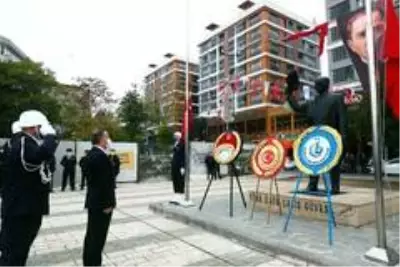 'Seni pırıl pırıl yaşatıyoruz Atam' 'Seni pırıl pırıl yaşatıyoruz Atam'