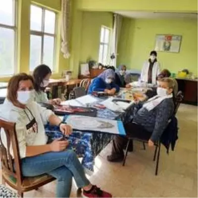 Burhaniye'de filoğrafi kursu ilgi gördü Burhaniye'de filoğrafi kursu ilgi gördü