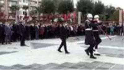 Büyük Önder Atatürk'ü anıyoruz Büyük Önder Atatürk'ü anıyoruz