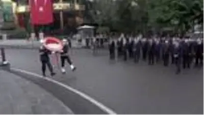 Büyük Önder Atatürk'ü anıyoruz Büyük Önder Atatürk'ü anıyoruz