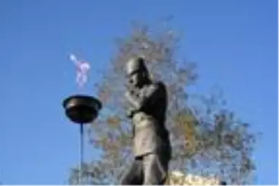Büyük Önder Atatürk'ü anıyoruz Büyük Önder Atatürk'ü anıyoruz