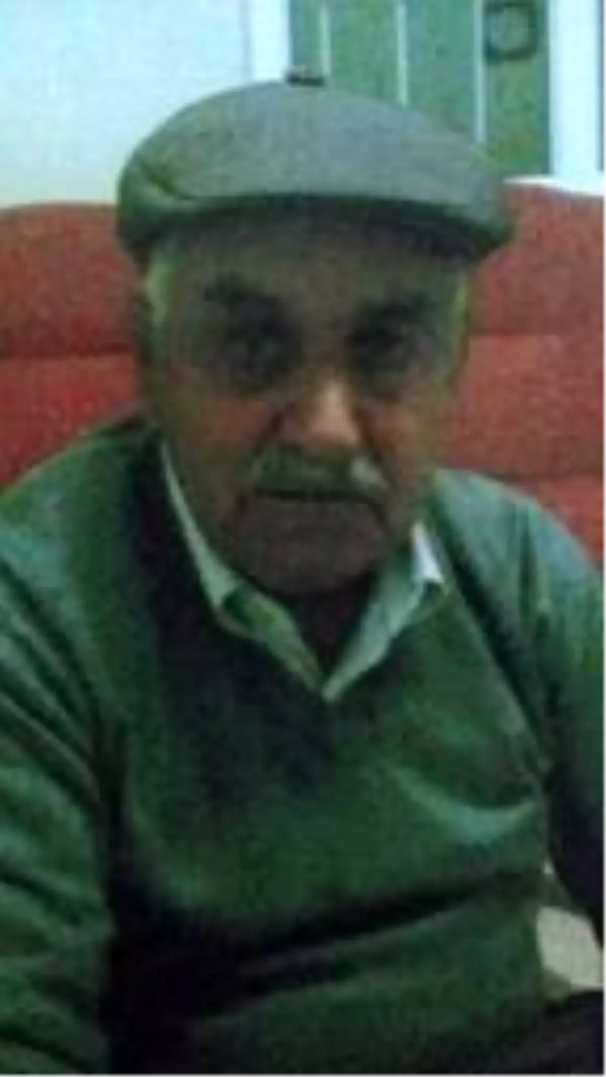 Son dakika: Evinin merdiveninden düşerek, hayatını kaybetti