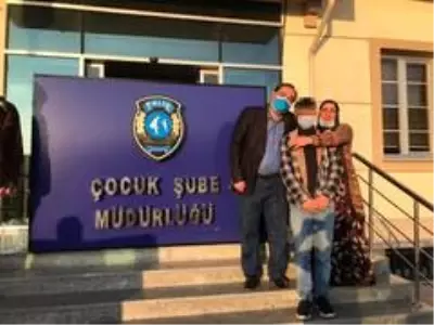 Fatma anne günler sonra kayıp oğluna kavuştu Fatma anne günler sonra kayıp oğluna kavuştu