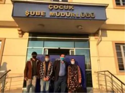 Fatma anne günler sonra kayıp oğluna kavuştu Fatma anne günler sonra kayıp oğluna kavuştu