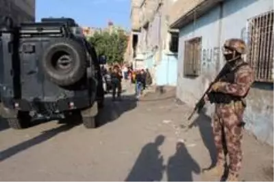 Son dakika haber! Gaziantep'te film sahnelerini aratmayan uyuşturucu operasyonu Son dakika haber! Gaziantep'te film sahnelerini aratmayan uyuşturucu operasyonu