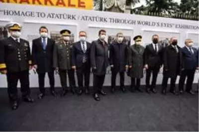 - İstiklal Caddesi'nde 'Atatürk'e Saygı / Dünyanın Gözünden Atatürk Sergisi' - İstiklal Caddesi'nde 'Atatürk'e Saygı / Dünyanın Gözünden Atatürk Sergisi'