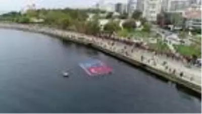 Kadıköy'de 10 Kasım'da 'Ata'ya saygı zinciri' oluşturuldu Kadıköy'de 10 Kasım'da 'Ata'ya saygı zinciri' oluşturuldu