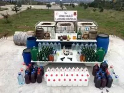 Son dakika haber... Kaçak içki operasyonu: 3 gözaltı Son dakika haber... Kaçak içki operasyonu: 3 gözaltı