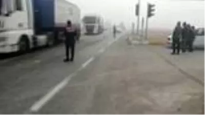 Meydana gelen zincirleme trafik kazasında 7 araçta hasar oluştu