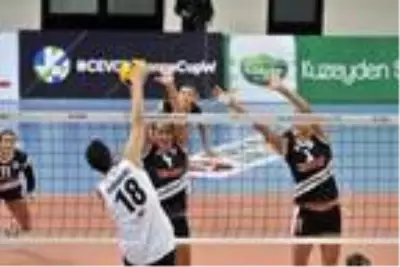 2021 CEV Challenge Kupası: Türk Hava Yolları: 3 - OK Kastela: 0